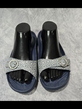 Tony Little Cheeks Exercise Sandals Black Silver Chevron Slide Women US 9